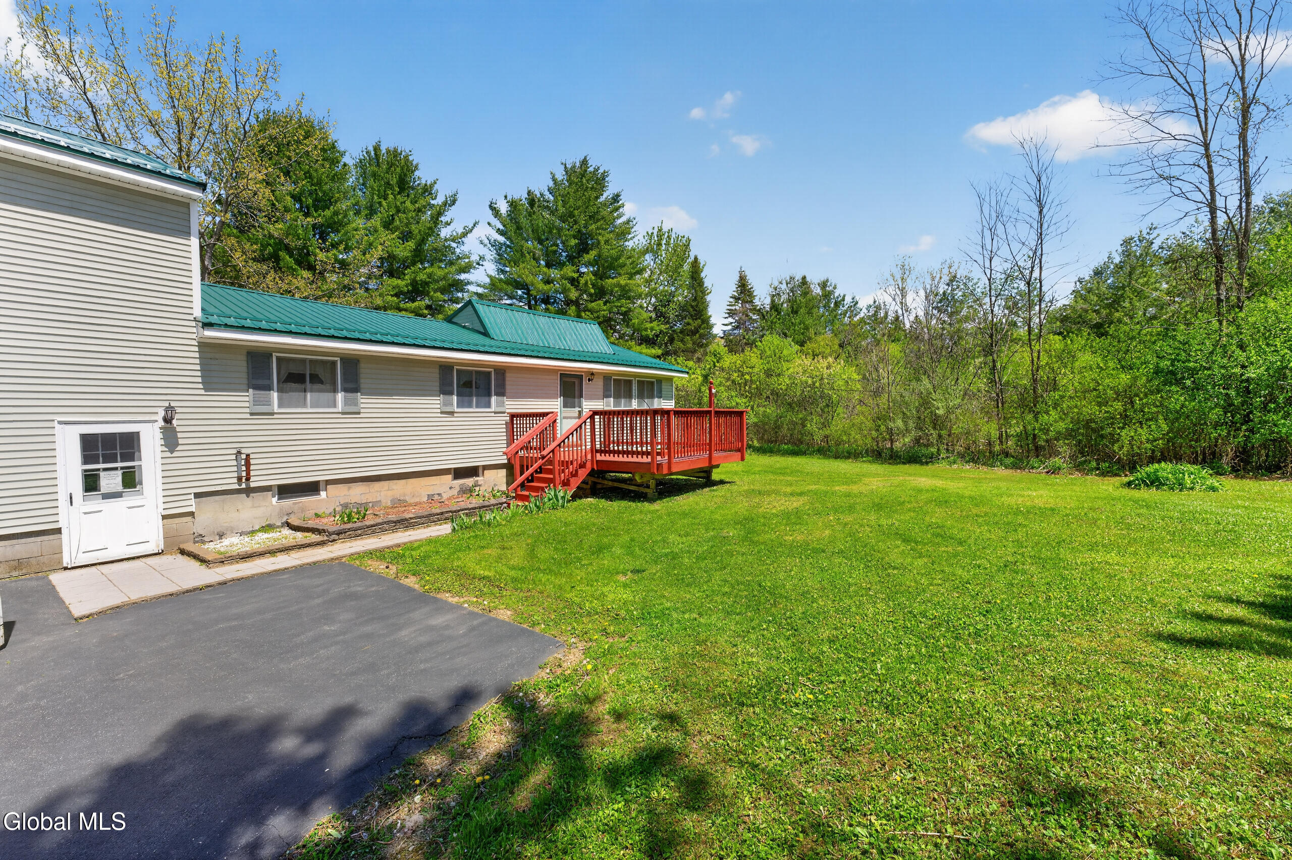 870 Muselbeck Road Pattersonville NY 12137