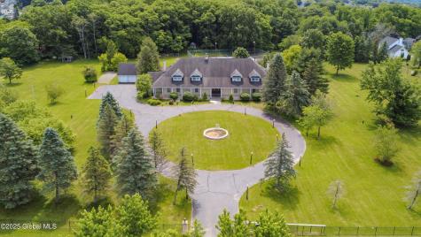 9 University Place Amsterdam NY 12010