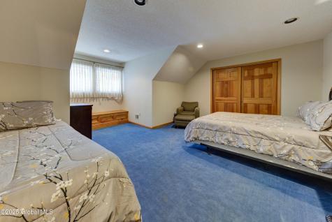 9 University Place Amsterdam NY 12010