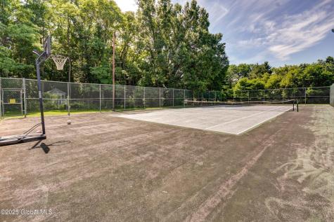 9 University Place Amsterdam NY 12010