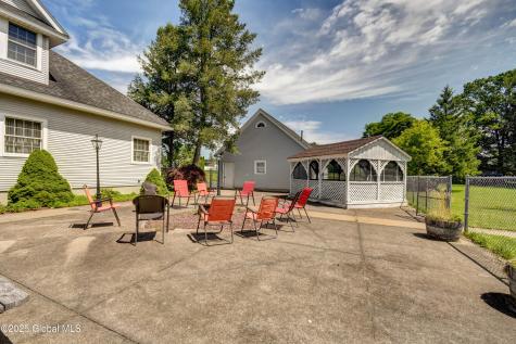 9 University Place Amsterdam NY 12010