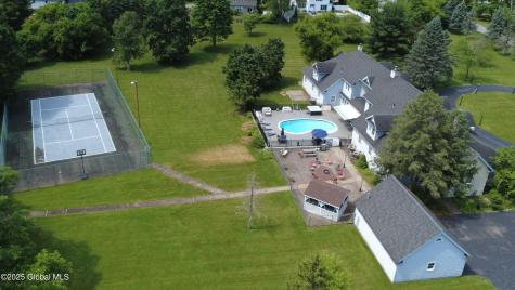 9 University Place Amsterdam NY 12010