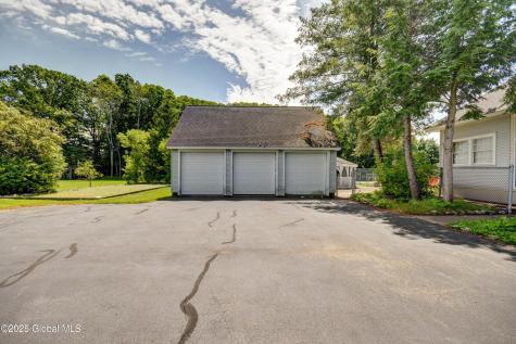 9 University Place Amsterdam NY 12010