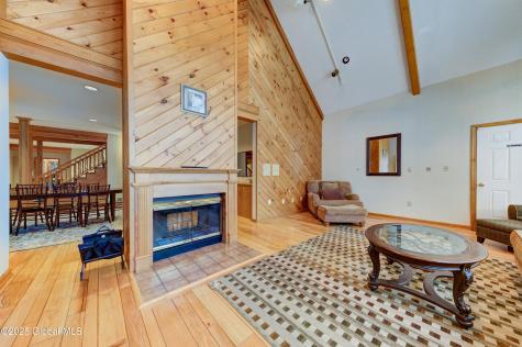 9 University Place Amsterdam NY 12010