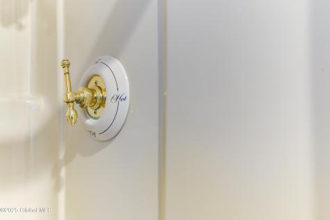 9 University Place Amsterdam NY 12010