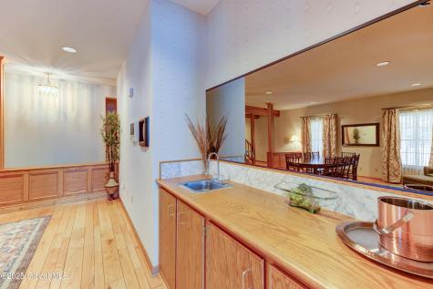 9 University Place Amsterdam NY 12010