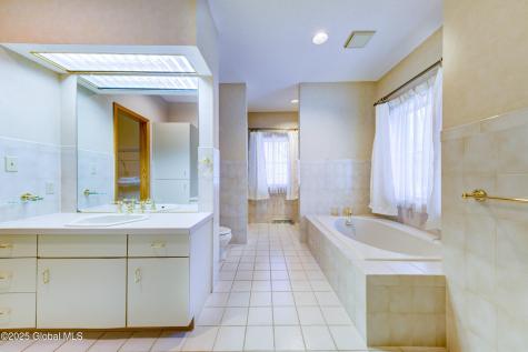 9 University Place Amsterdam NY 12010