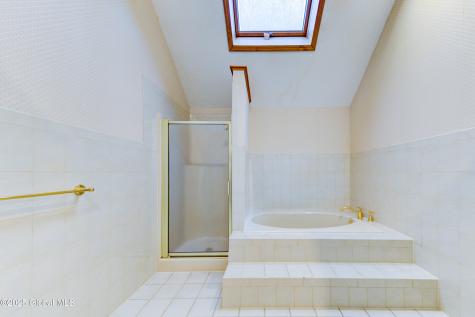 9 University Place Amsterdam NY 12010