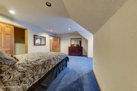 9 University Place Amsterdam NY 12010