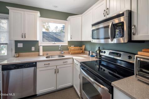 72 Edgewood Avenue Albany NY 12203