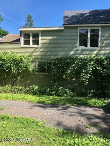 28 North Street Schenectady NY 12305