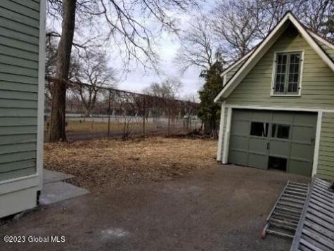 28 North Street Schenectady NY 12305