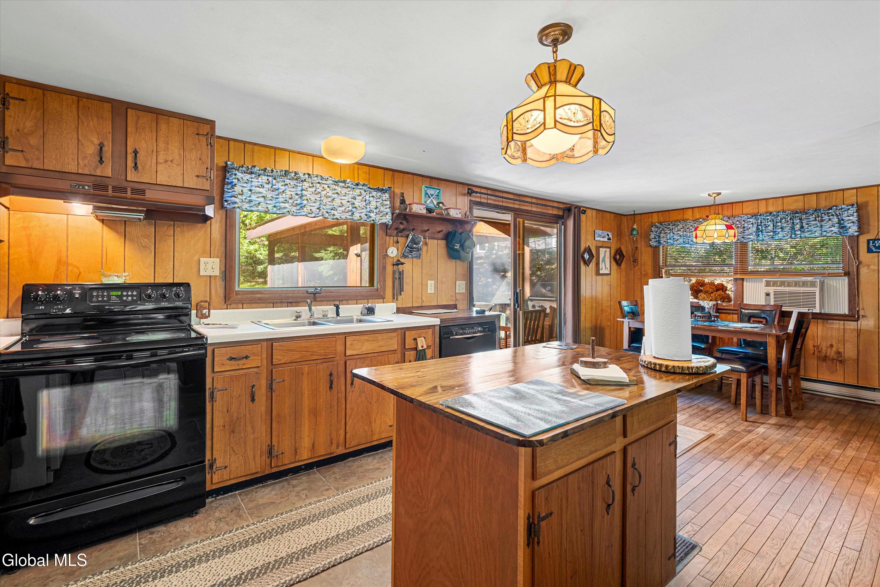 75 White Schoolhouse Road Chester NY 12817