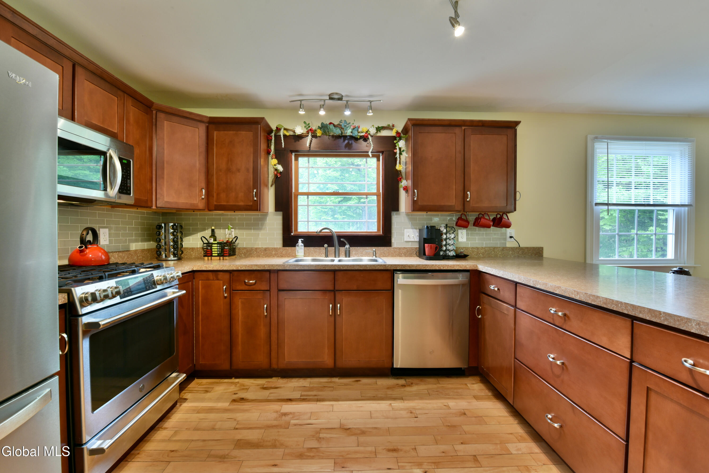 5764 Lake Road Galway NY 12074