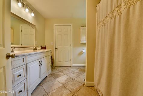 5764 Lake Road Galway NY 12074