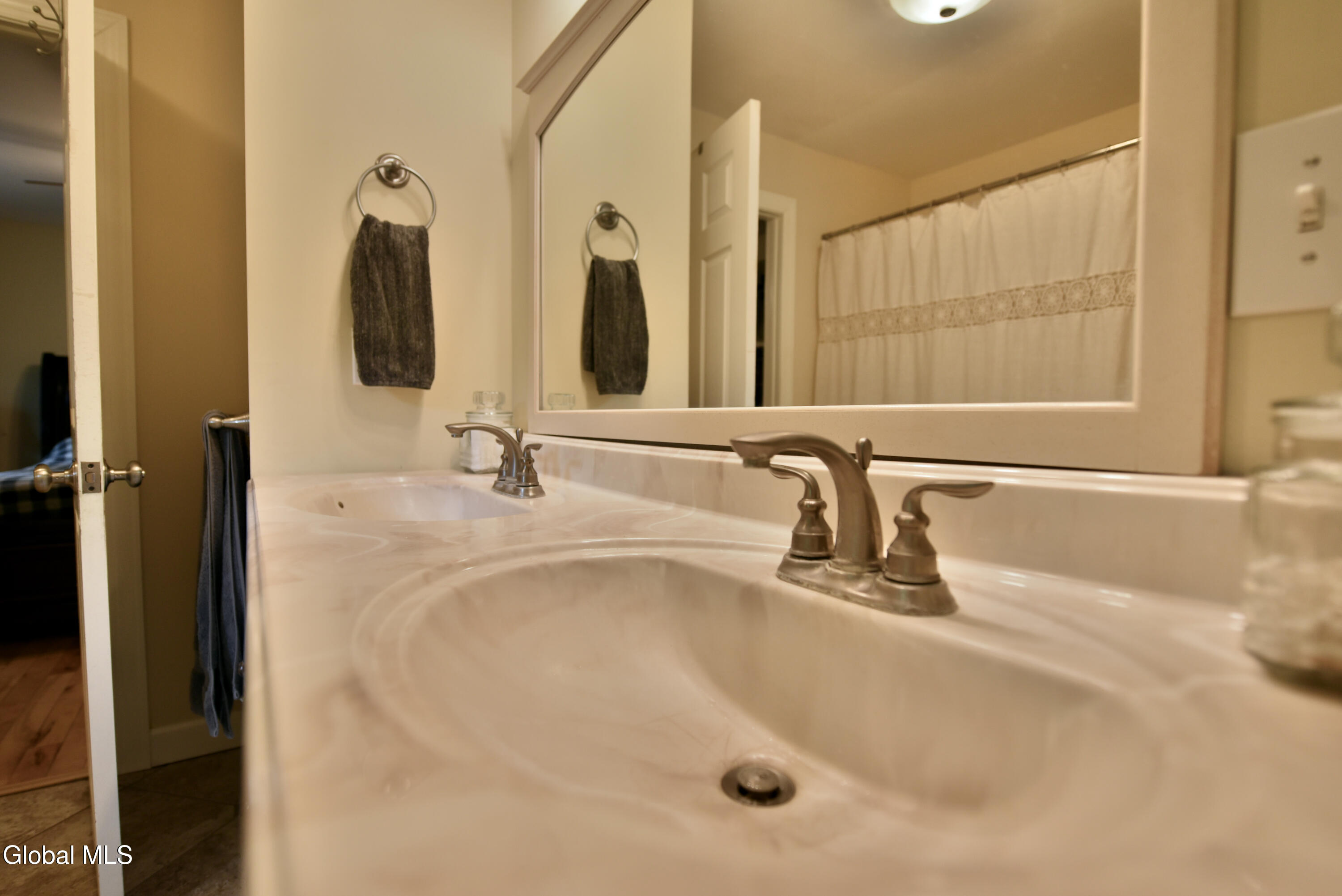 5764 Lake Road Galway NY 12074