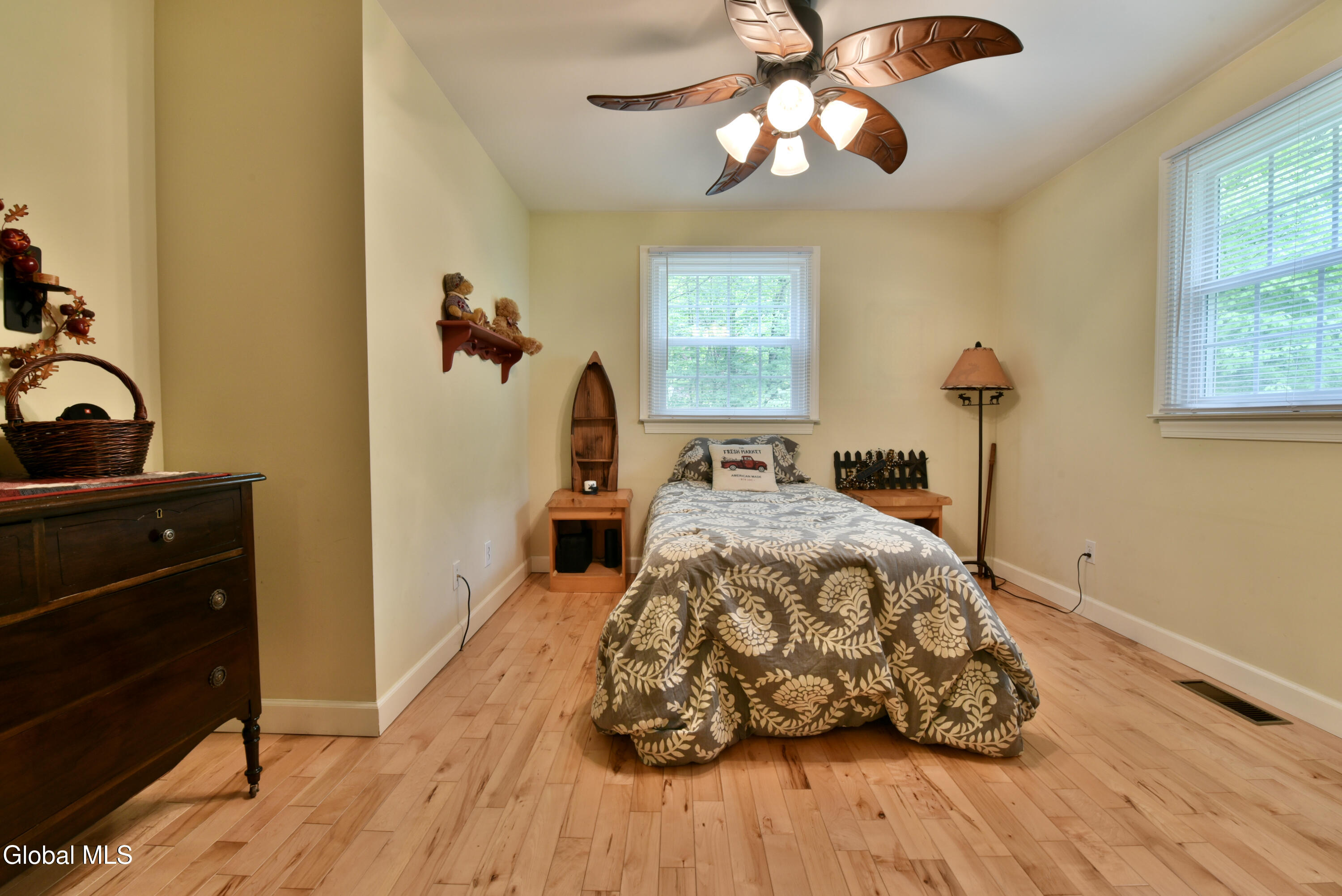 5764 Lake Road Galway NY 12074