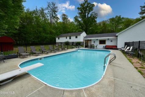 5764 Lake Road Galway NY 12074