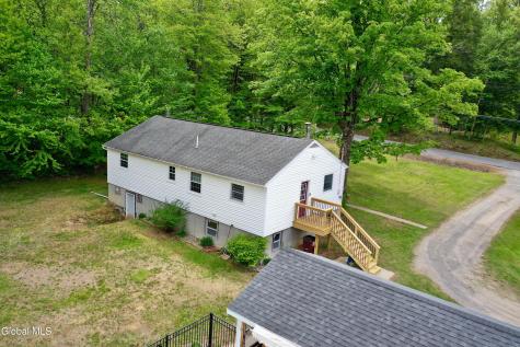 5764 Lake Road Galway NY 12074