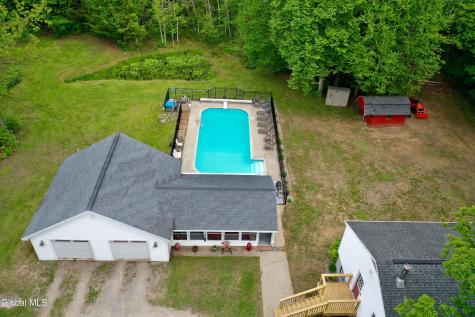 5764 Lake Road Galway NY 12074