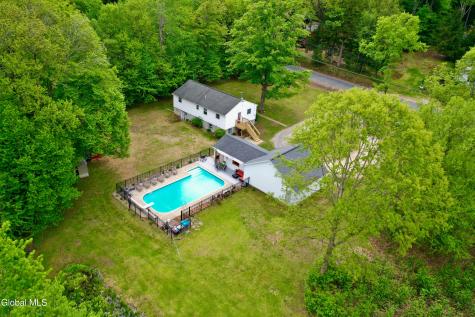 5764 Lake Road Galway NY 12074