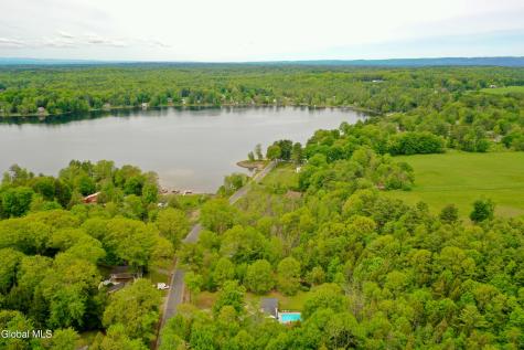 5764 Lake Road Galway NY 12074