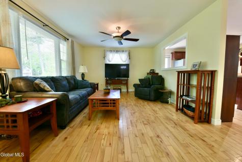 5764 Lake Road Galway NY 12074