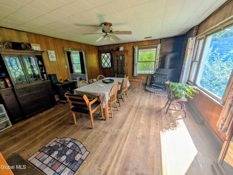 2459 Nys Rte 9n Crown Point NY 12928