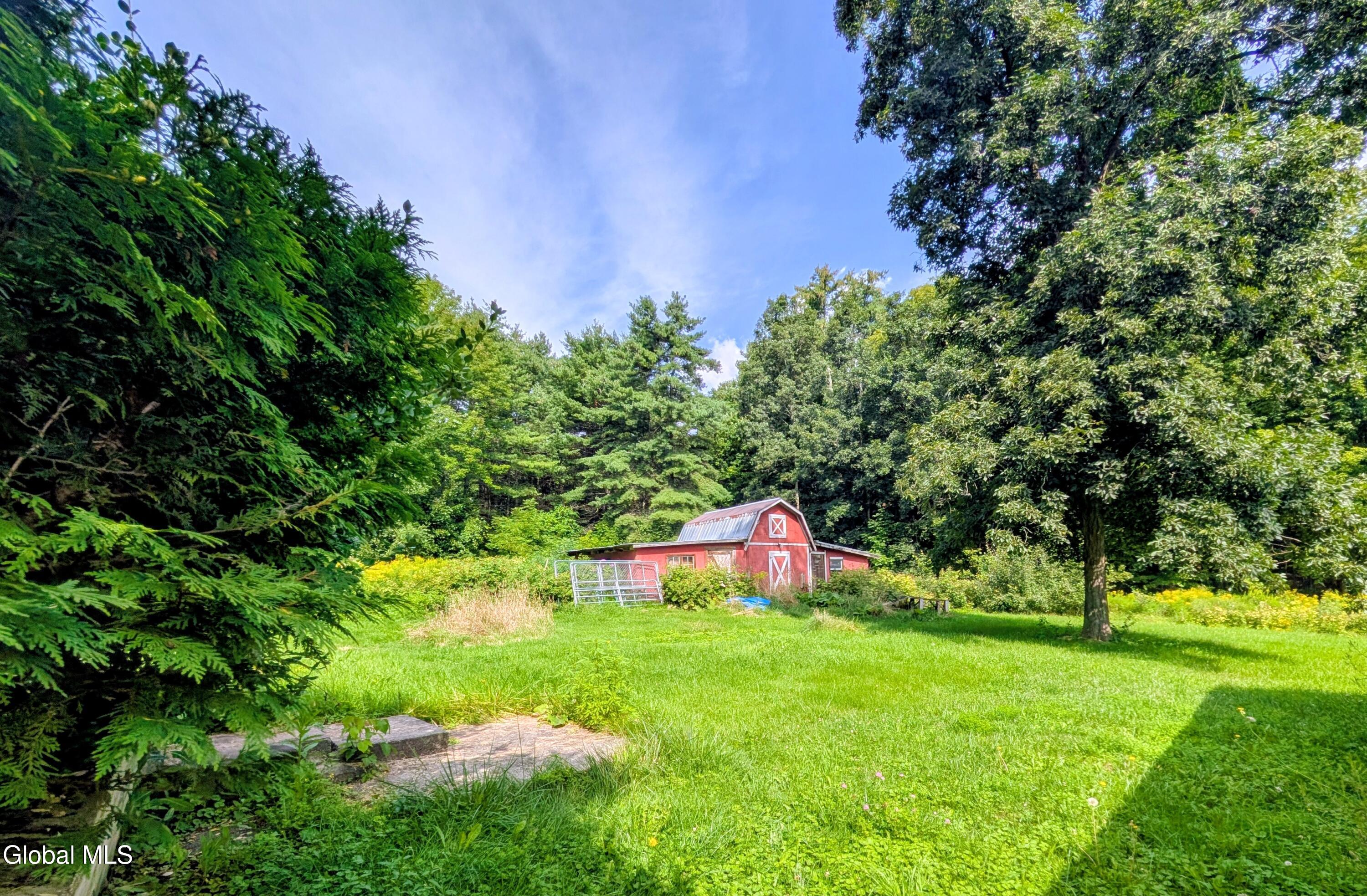 2459 Nys Rte 9n Crown Point NY 12928