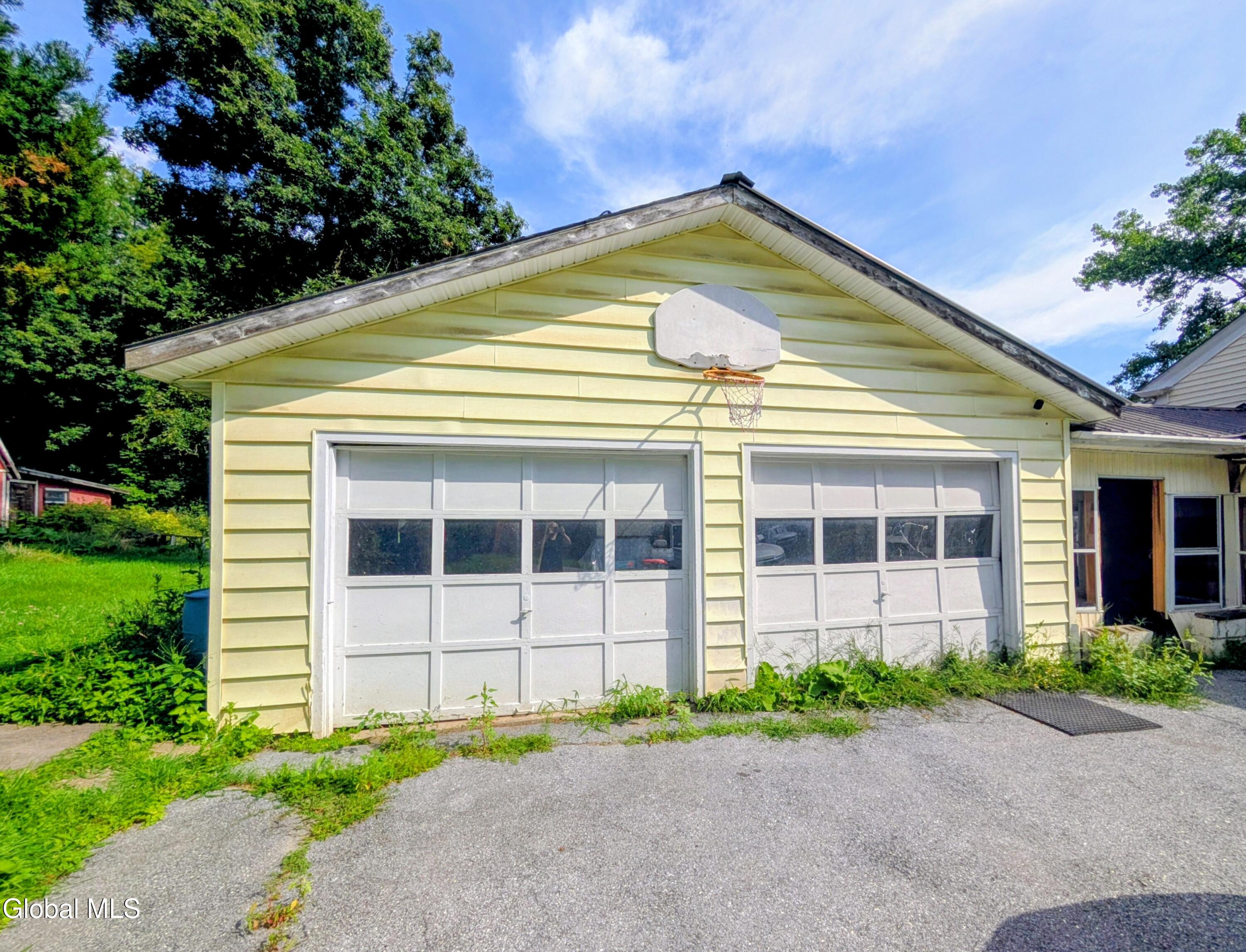 2459 Nys Rte 9n Crown Point NY 12928