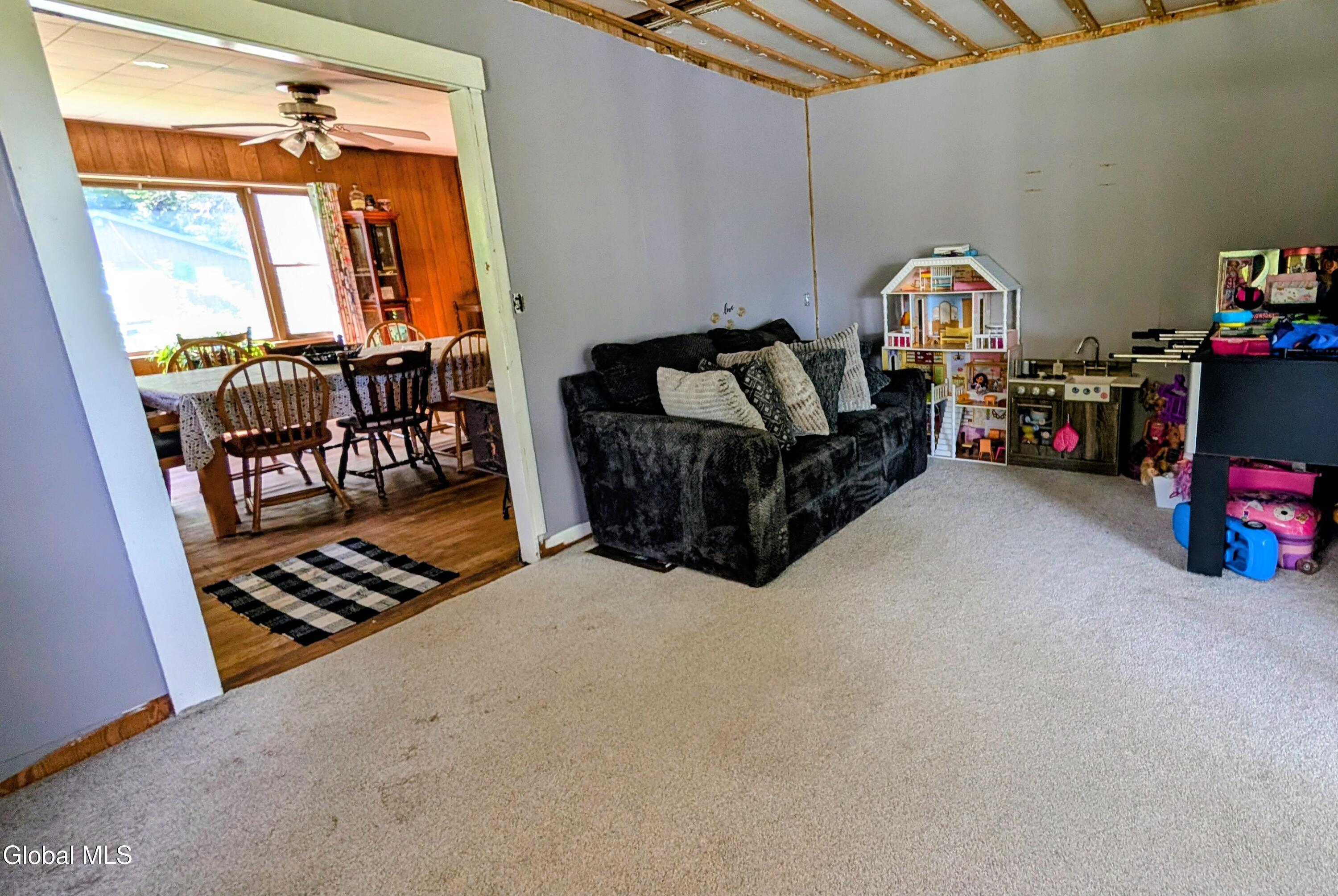 2459 Nys Rte 9n Crown Point NY 12928