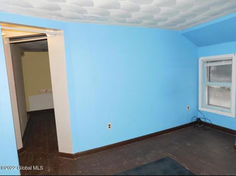409 Progress Road Gloversville NY 12078