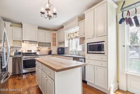 272 Main Street Middleburgh NY 12122