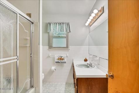 24 Bonner Drive Queensbury NY 12804