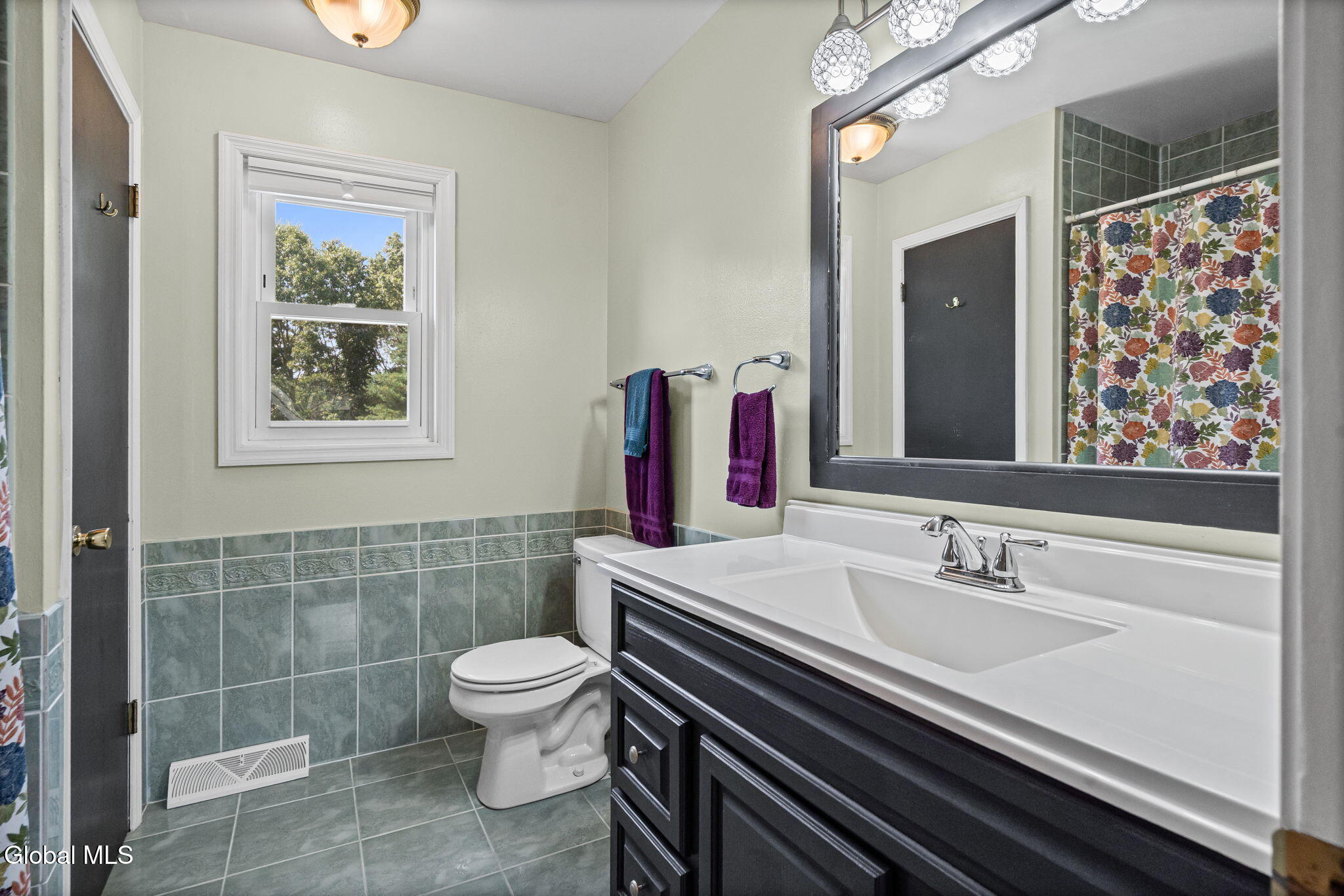 407 Deer Path Schenectady NY 12306