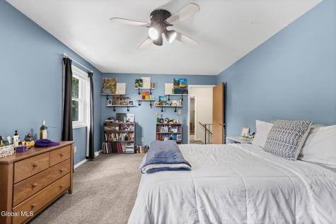 407 Deer Path Schenectady NY 12306