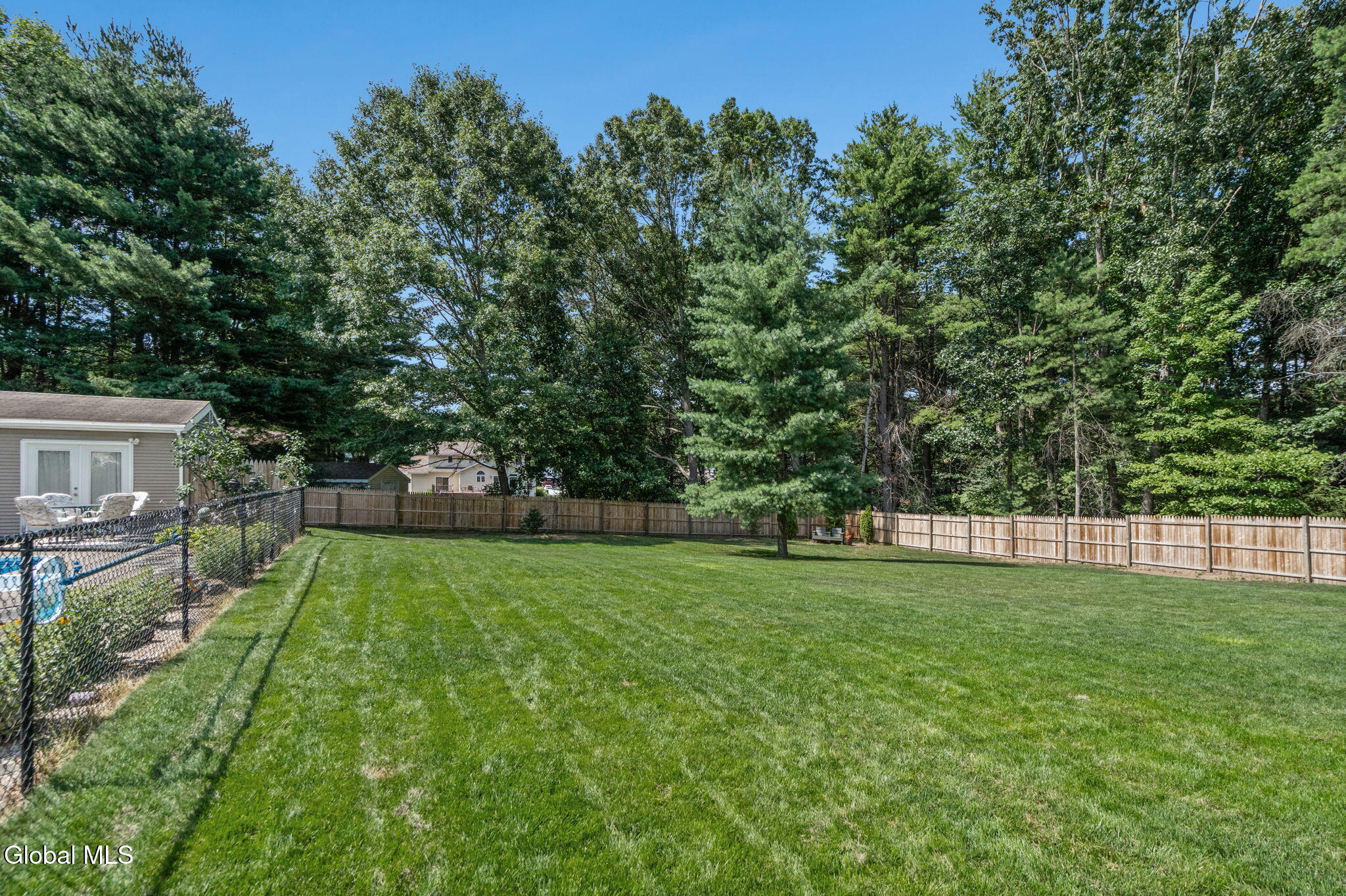 407 Deer Path Schenectady NY 12306