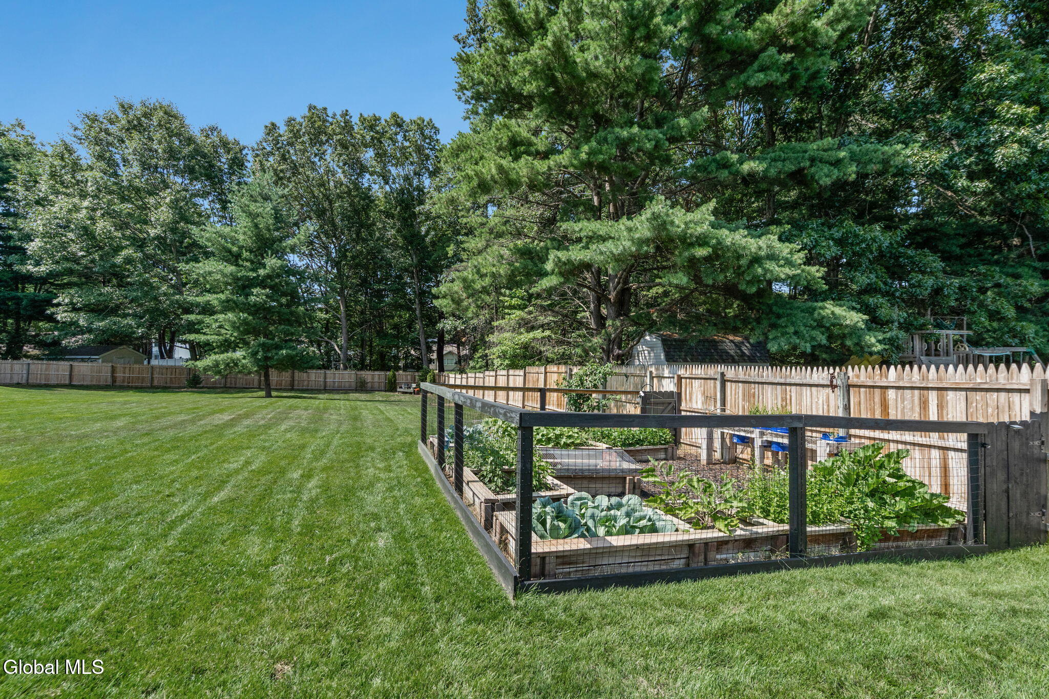 407 Deer Path Schenectady NY 12306