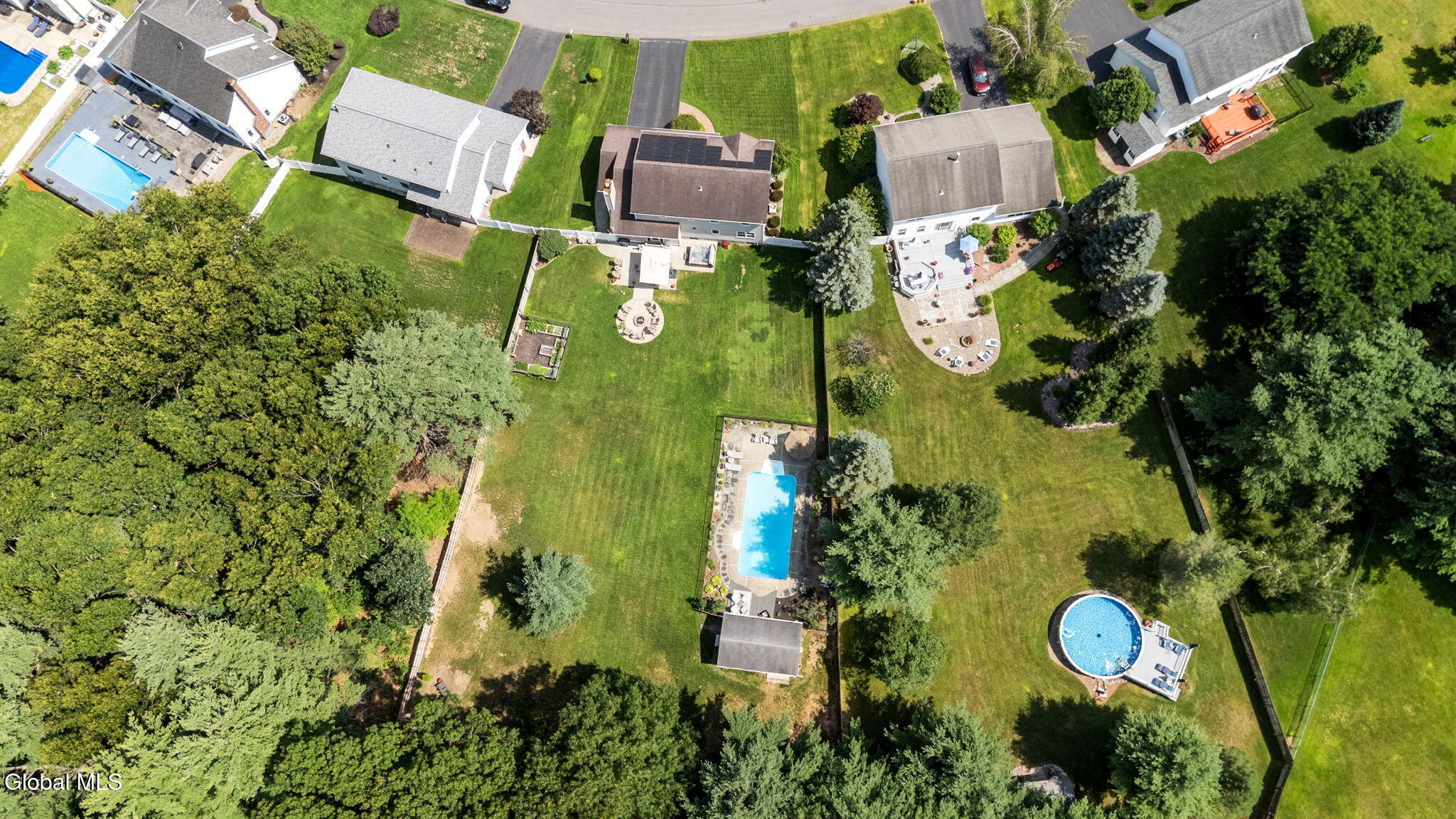 407 Deer Path Schenectady NY 12306
