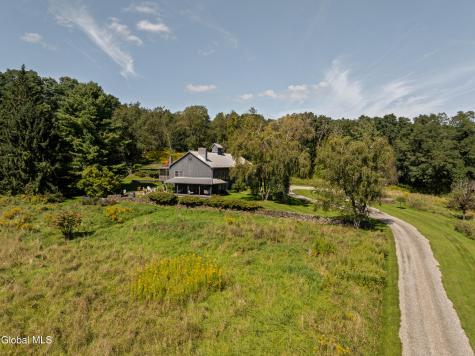 823 N Quaker Hill Road Pawling NY 12564
