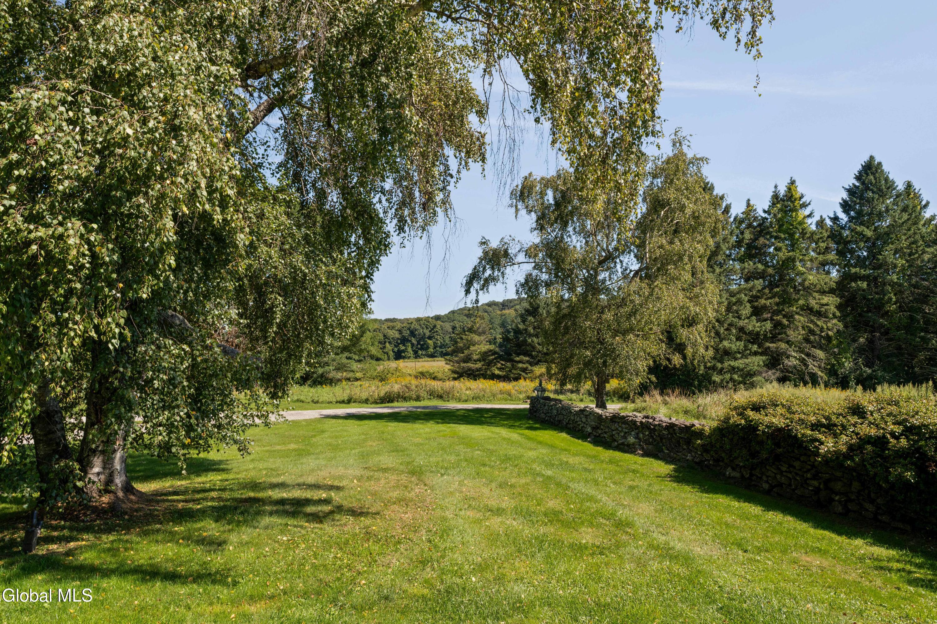 823 N Quaker Hill Road Pawling NY 12564