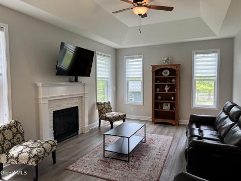 7 Huntington Way Ballston Spa NY 12020
