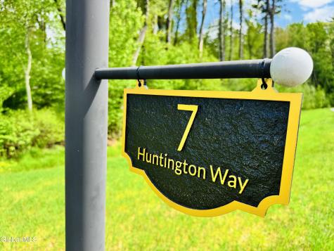 7 Huntington Way Ballston Spa NY 12020