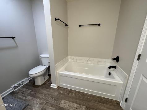 7 Huntington Way Ballston Spa NY 12020