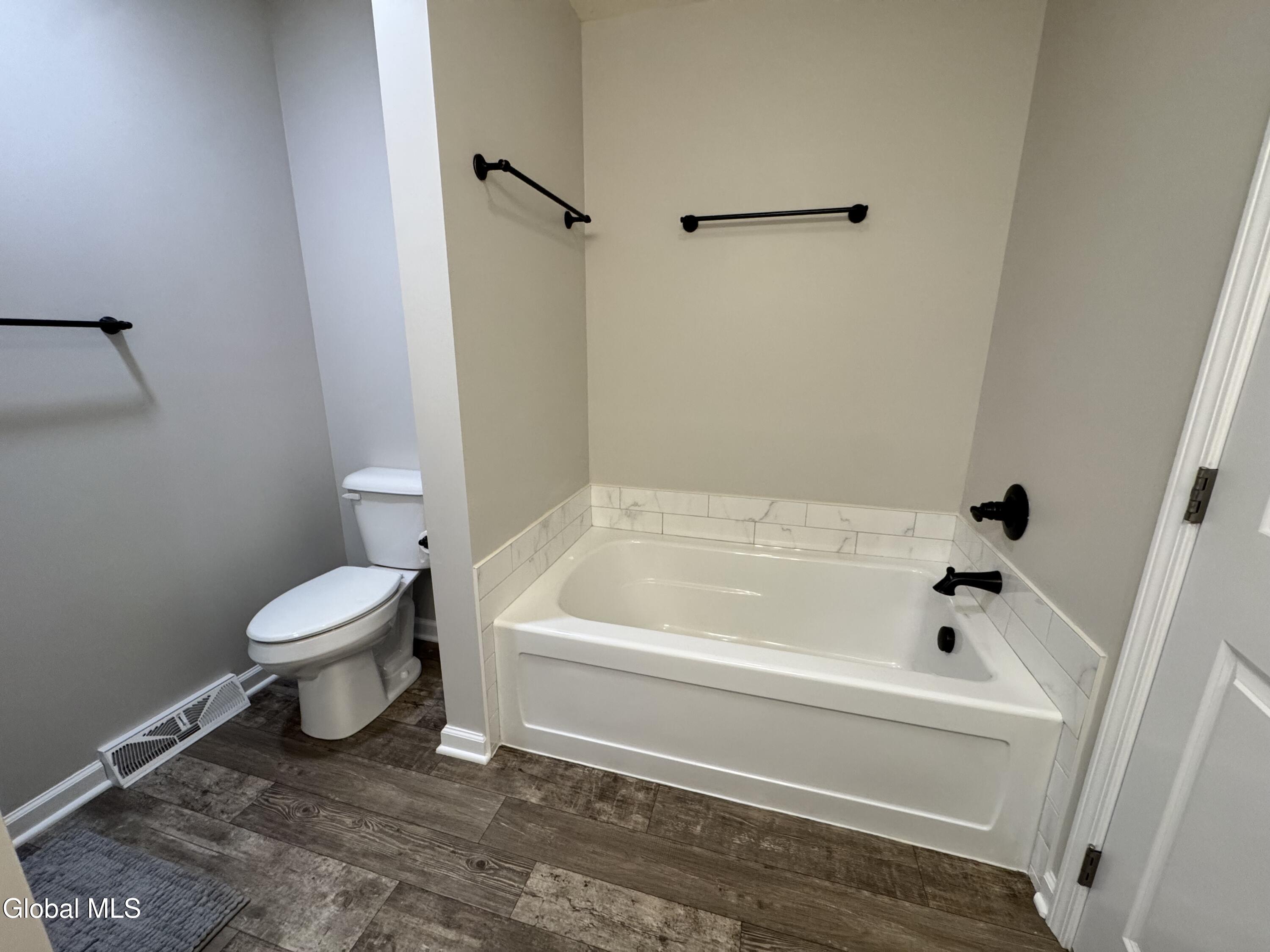 7 Huntington Way Ballston Spa NY 12020