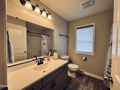 7 Huntington Way Ballston Spa NY 12020