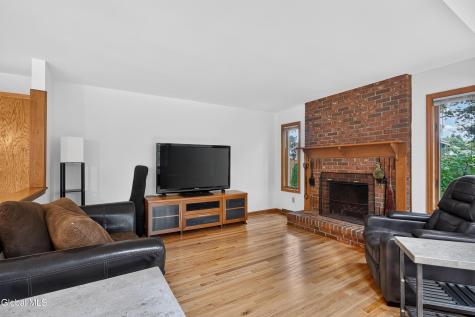 6 Siena Drive Halfmoon NY 12065