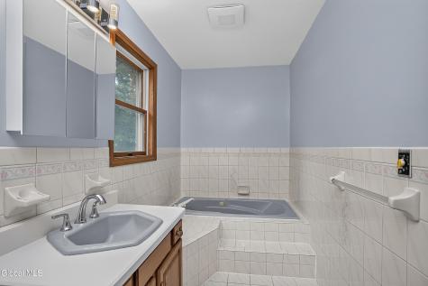 6 Siena Drive Halfmoon NY 12065