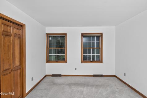 6 Siena Drive Halfmoon NY 12065