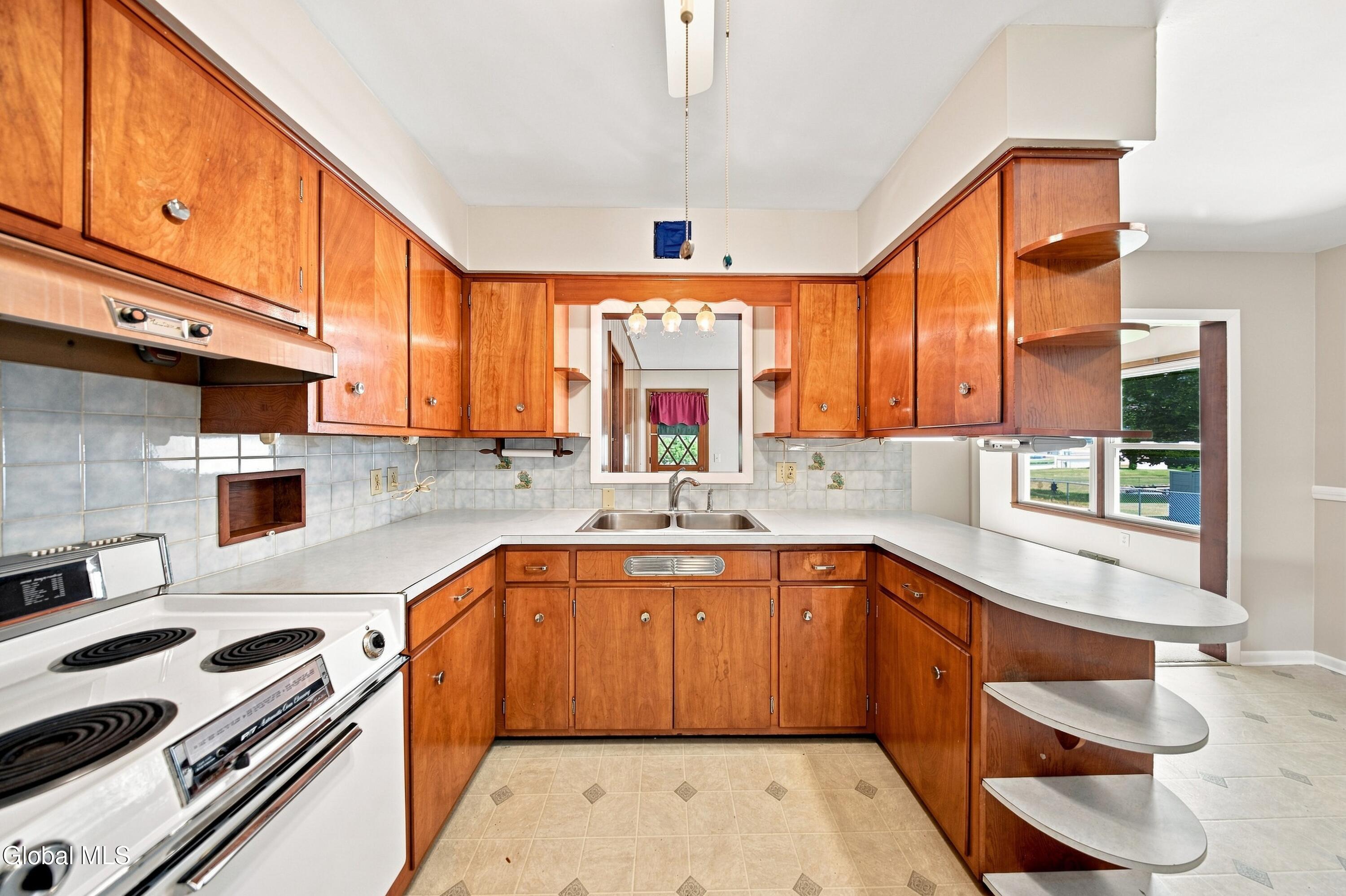4 Pettibone Drive Albany NY 12205